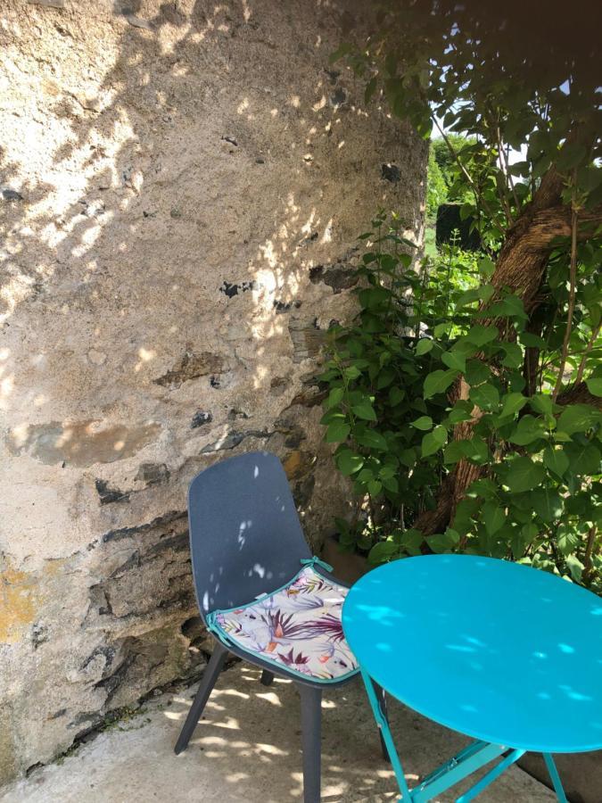 Chez Fabrice Bed & Breakfast Le Pertuis Bagian luar foto