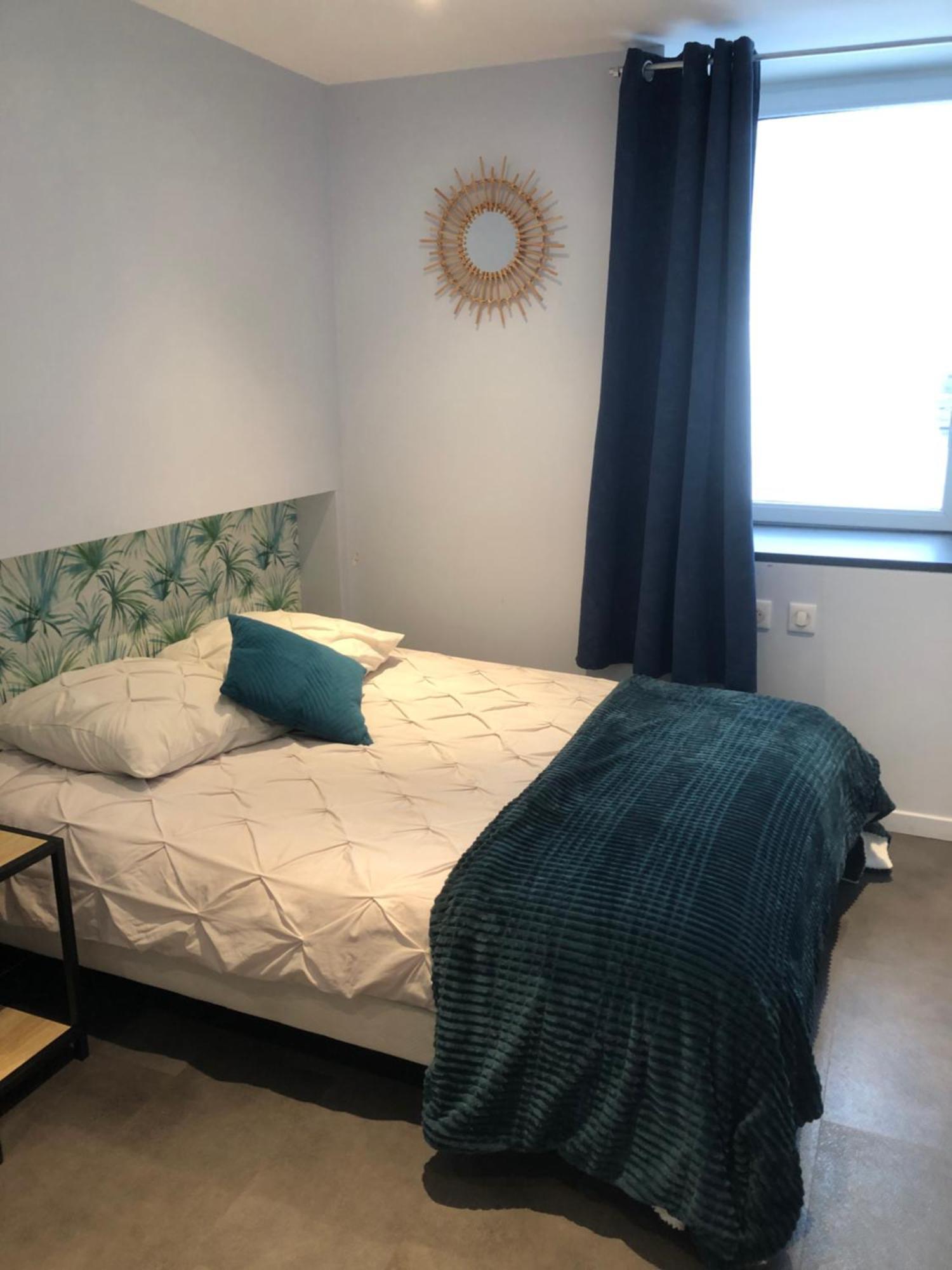 Chez Fabrice Bed & Breakfast Le Pertuis Bagian luar foto